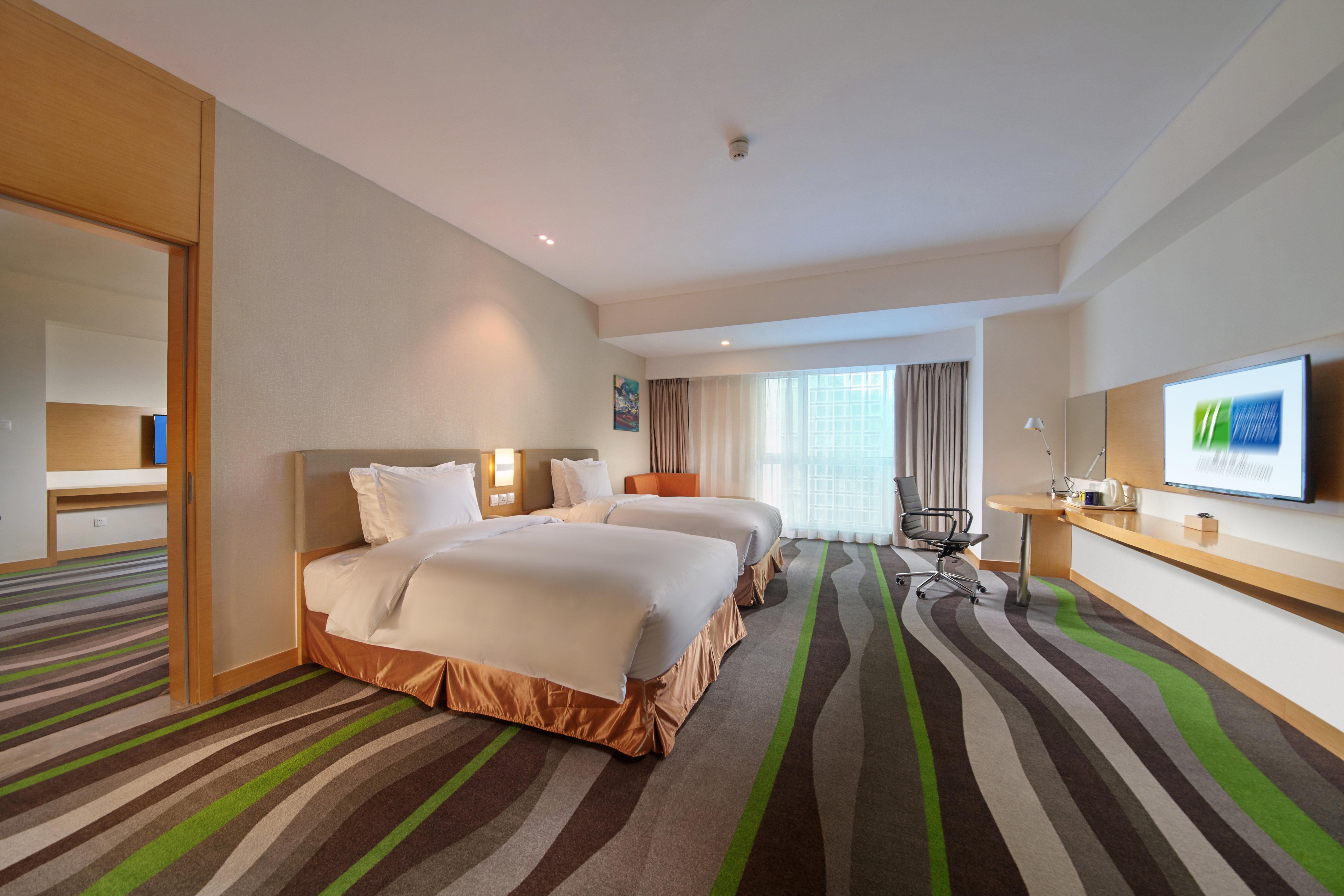 Holiday Inn Express Tangshan Downtown By Ihg Exterior photo